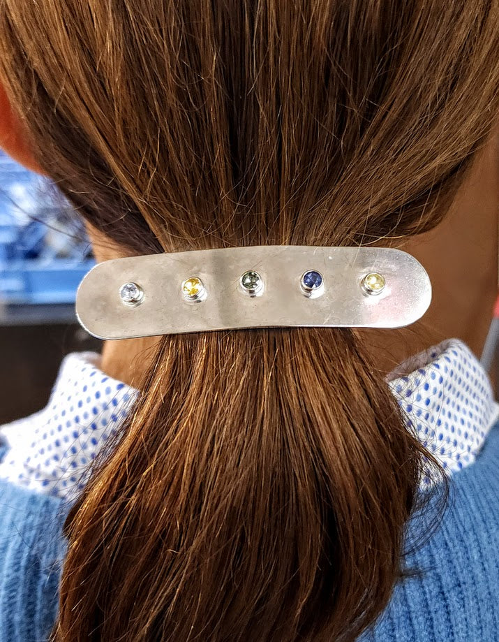 Hairclip with sapphires