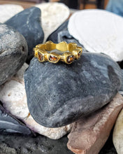 Load image into Gallery viewer, Bezel ring with champagne diamonds in gold
