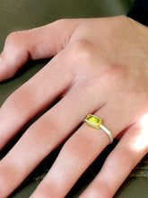 Load image into Gallery viewer, Chrysoberyl gold and silver ring
