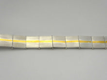 Load image into Gallery viewer, Hinged bracelet with keum boo
