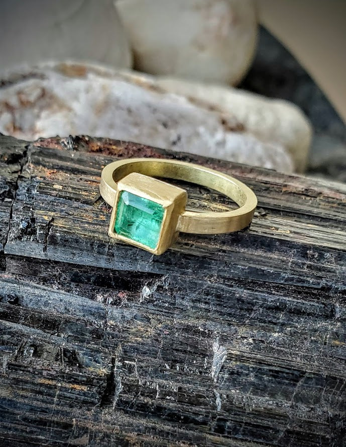 Ethiopian emerald ring