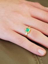 Load image into Gallery viewer, Ethiopian emerald ring
