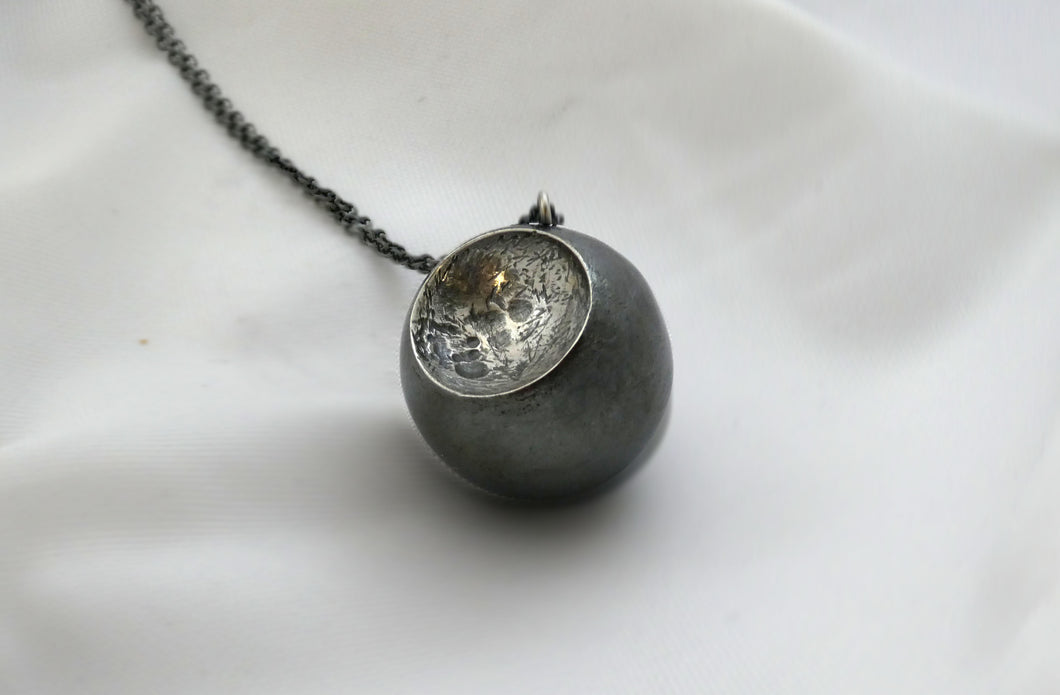 Sphere Oxidized with textured dimple